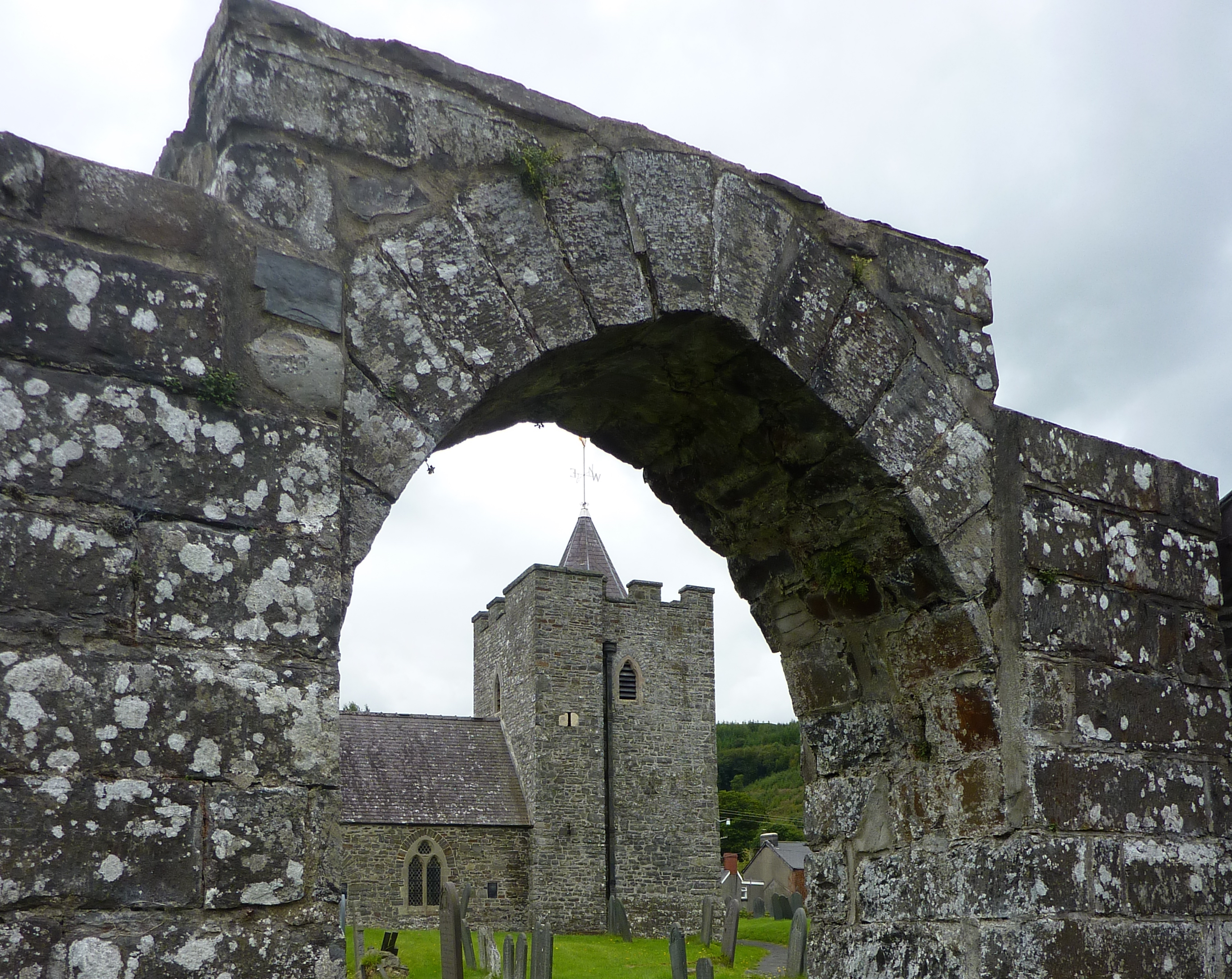Eglwys Sant Ilar, Llanilar