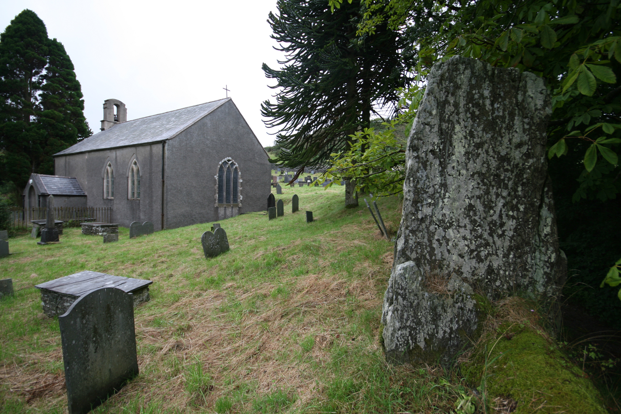 St John the Baptist, Ysbyty Cynfyn